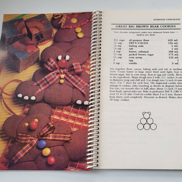 Fry's Chocolate Cookbook - Gold Edition - Picture 5 of 8